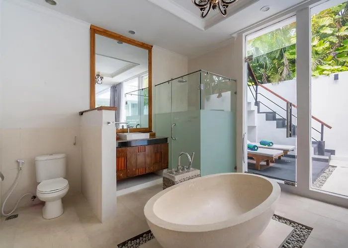 Bali Road House Villa *