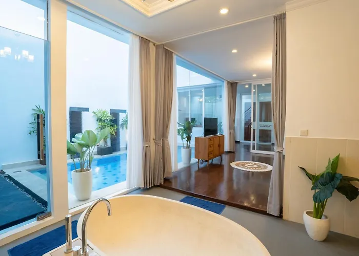 Bali Road House Villa *
